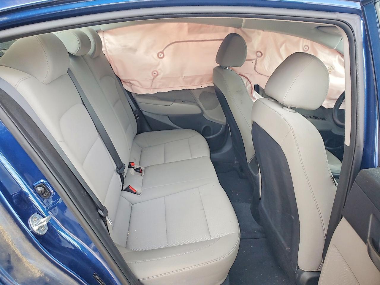 2018 Hyundai Elantra Sel - zdjęcie 10