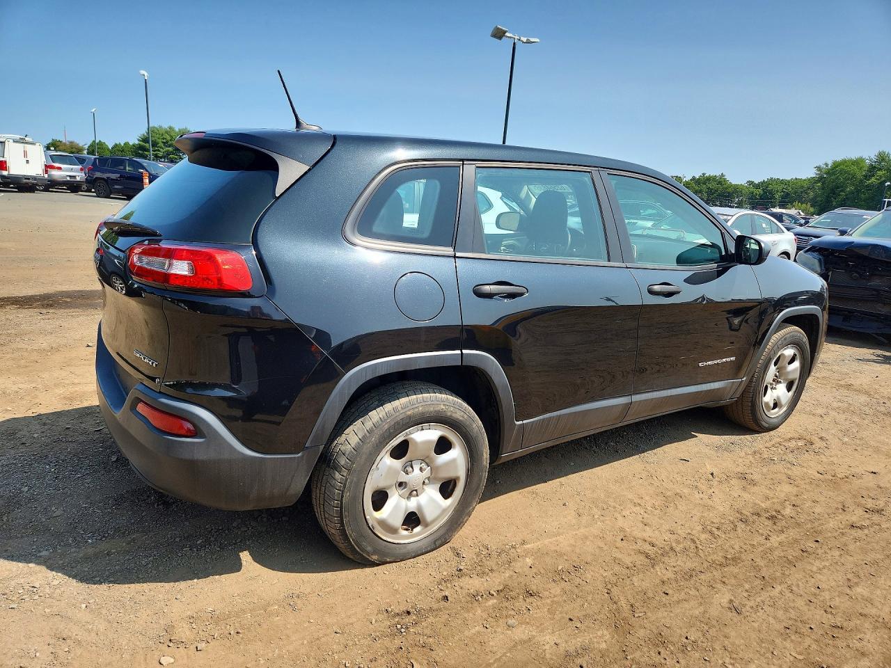 2014 Jeep Cherokee Sport - zdjęcie 3