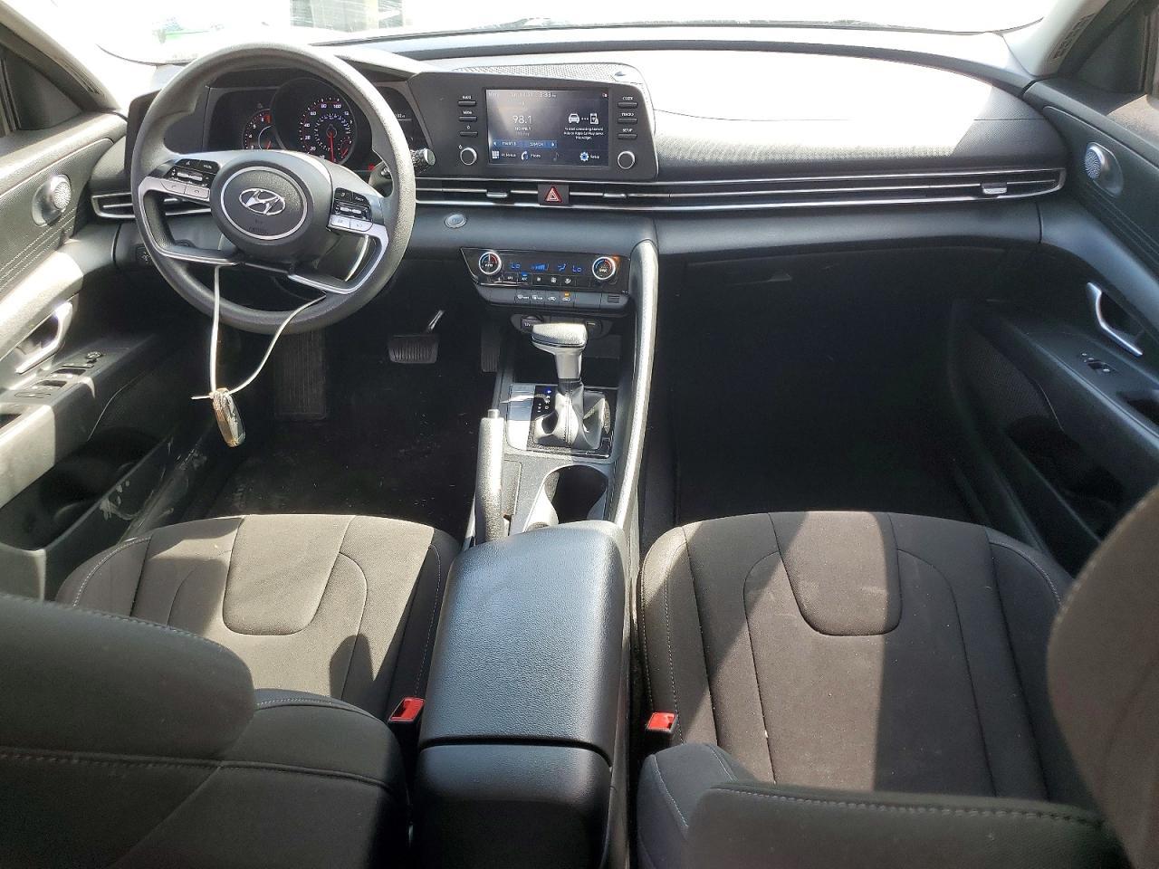 2021 Hyundai Elantra Sel - zdjęcie 8