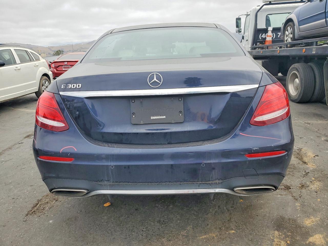 2018 Mercedes-Benz E 300 - zdjęcie 6