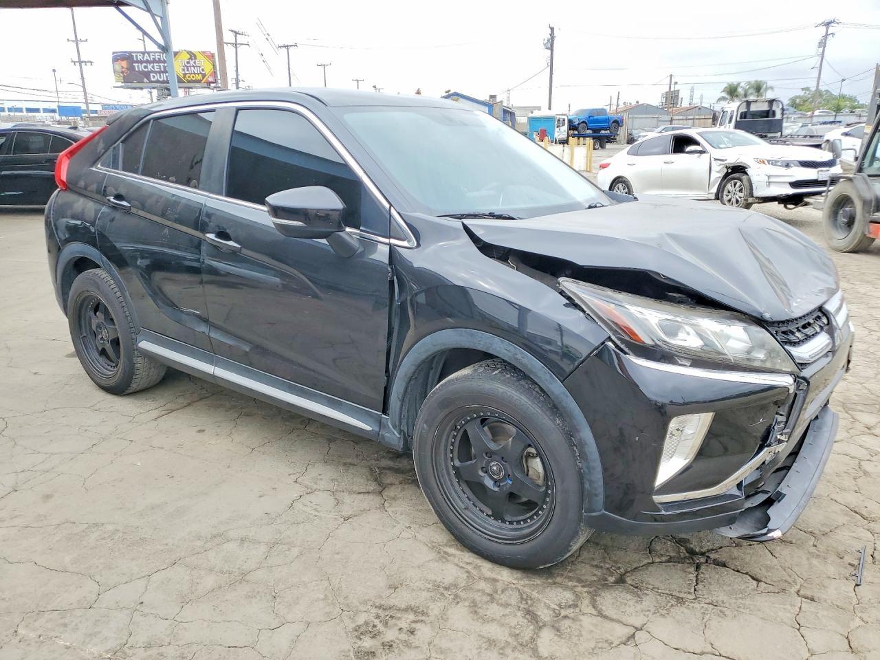 2018 Mitsubishi Eclipse Cross Se - zdjęcie 4