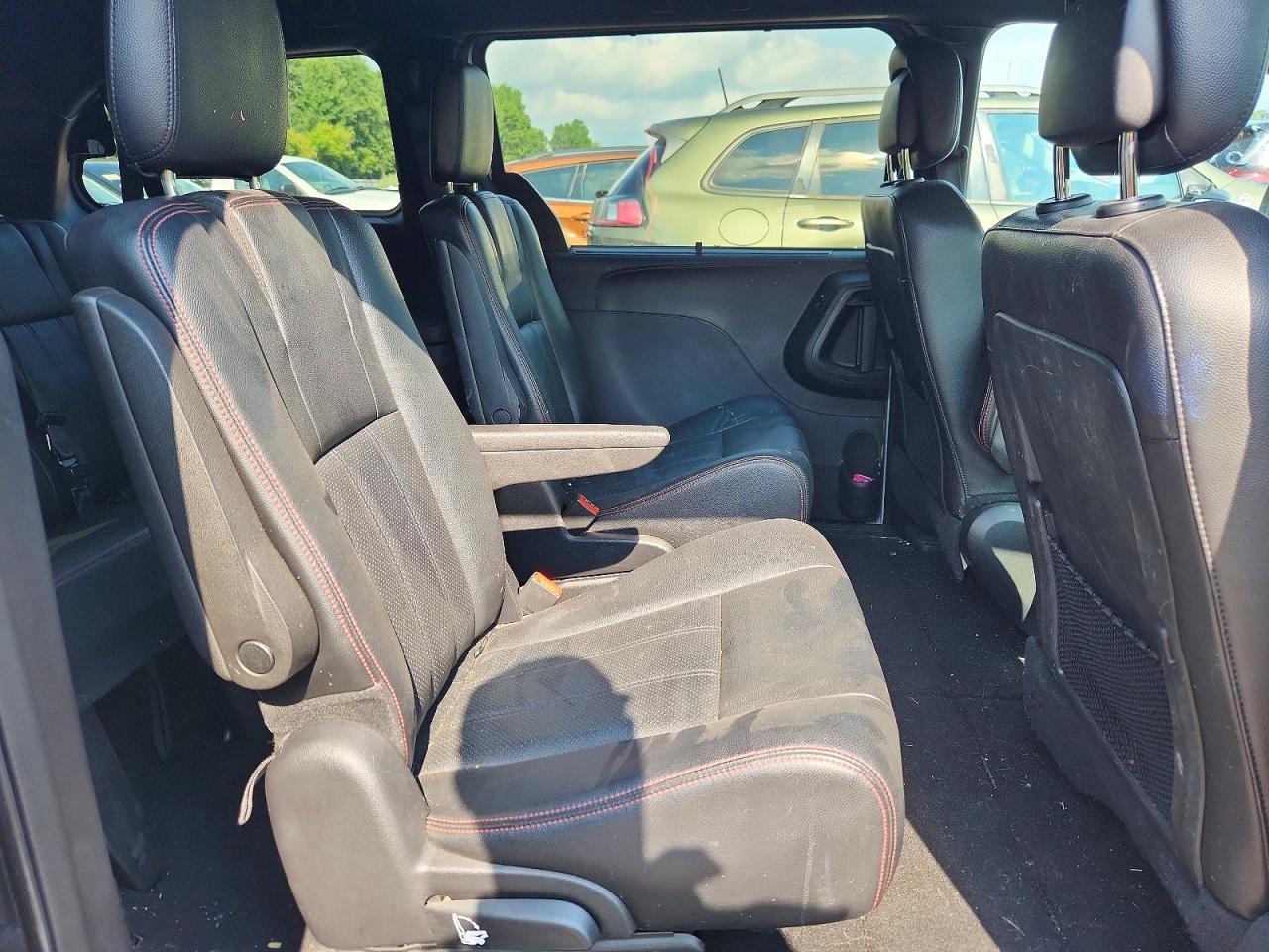2019 Dodge Grand Caravan Gt - zdjęcie 11