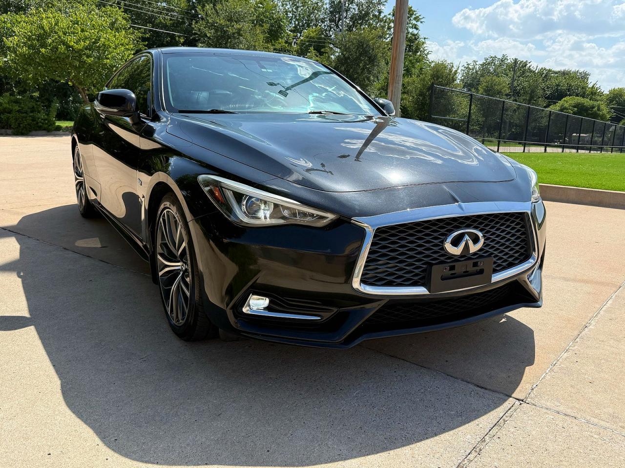 2018 Infiniti Q60 3.0T Luxe - zdjęcie główne