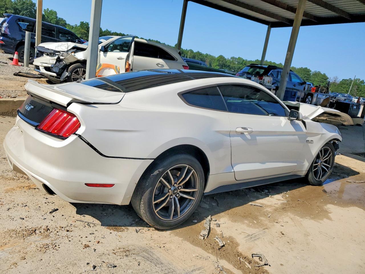 2017 Ford Mustang Gt - zdjęcie 3