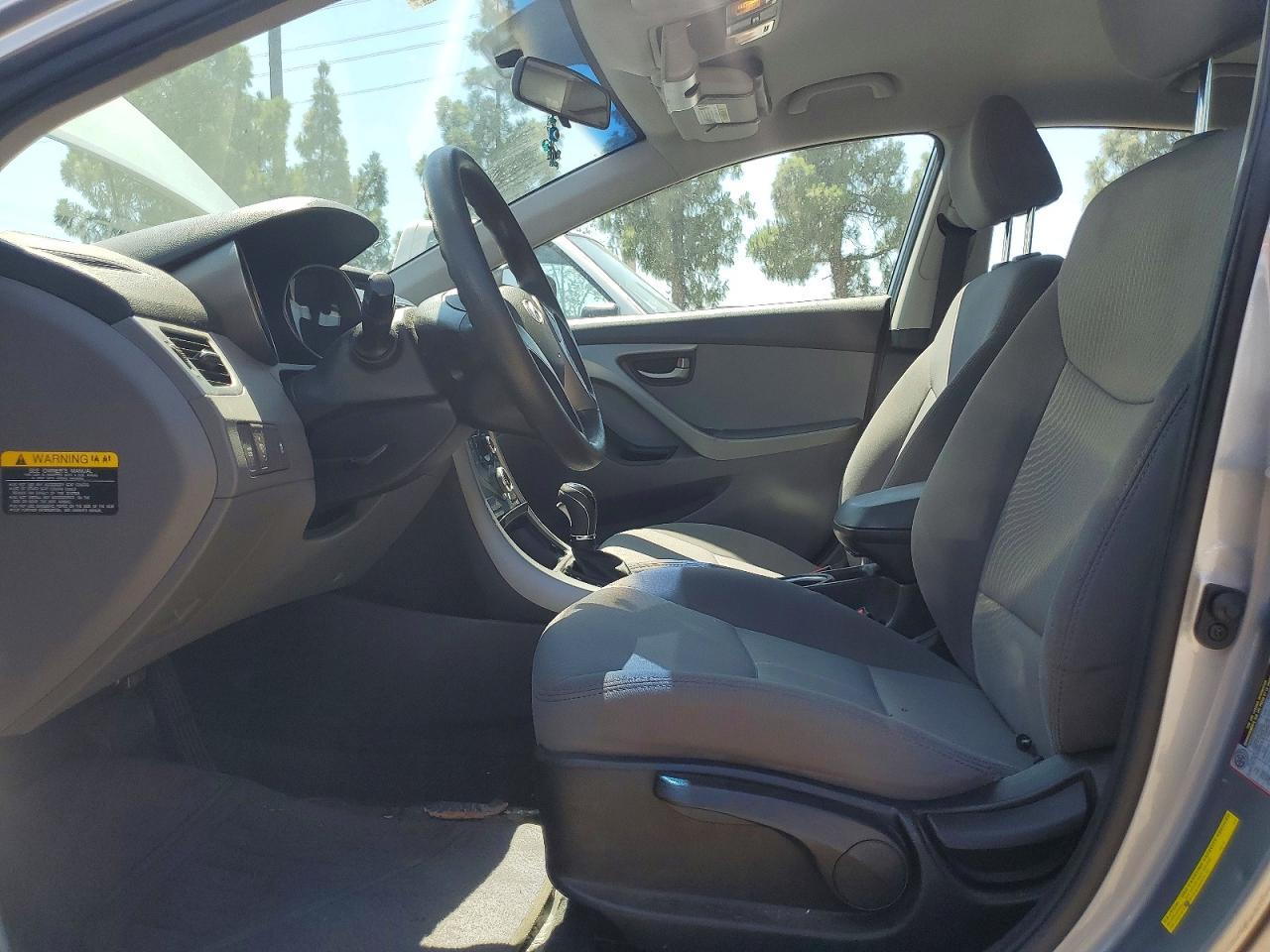2015 Hyundai Elantra Se - zdjęcie 7
