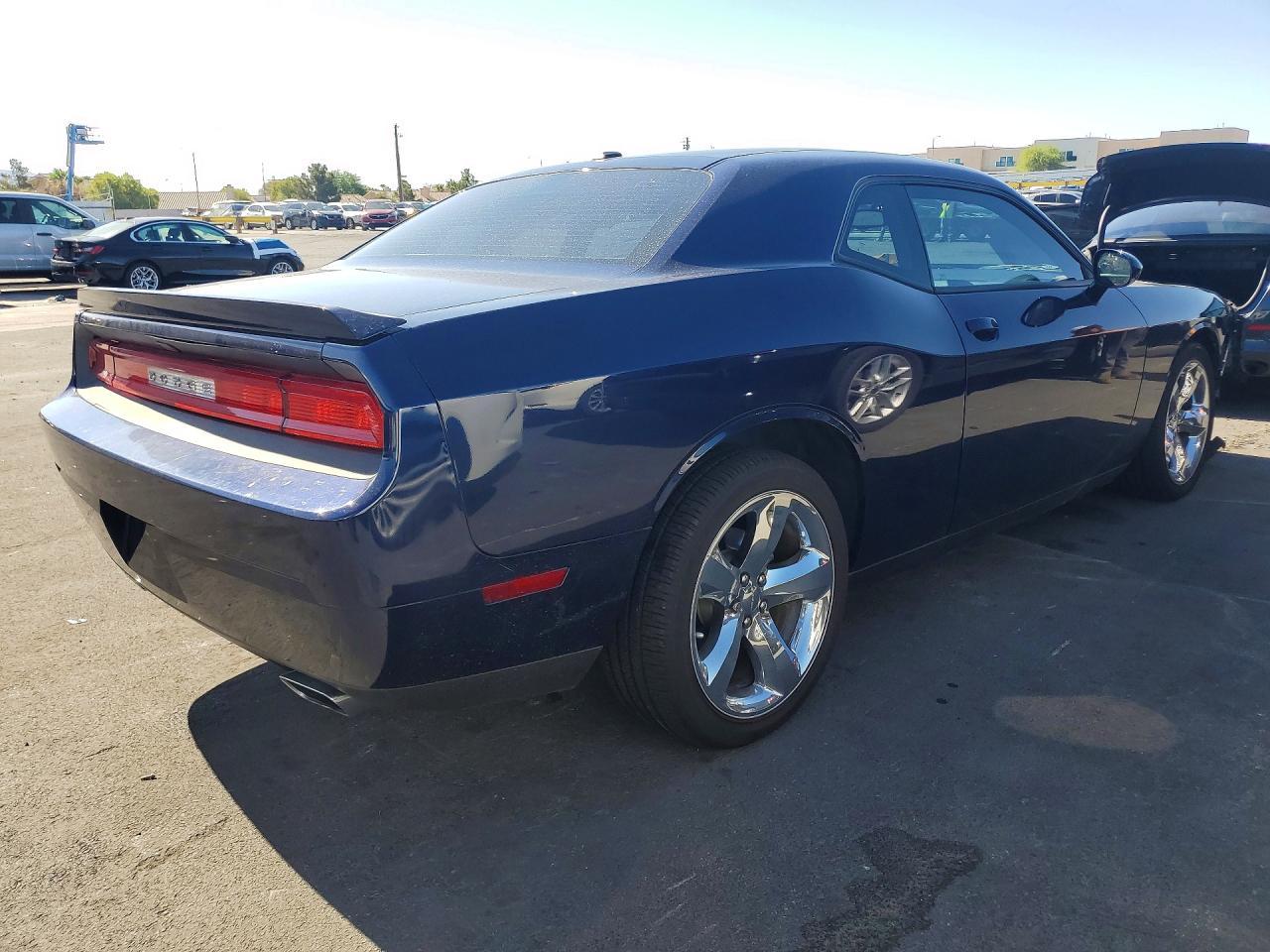 2013 Dodge Challenger R/T - zdjęcie 3