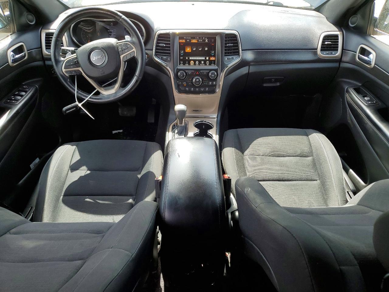2017 Jeep Grand Cherokee Laredo - zdjęcie 8