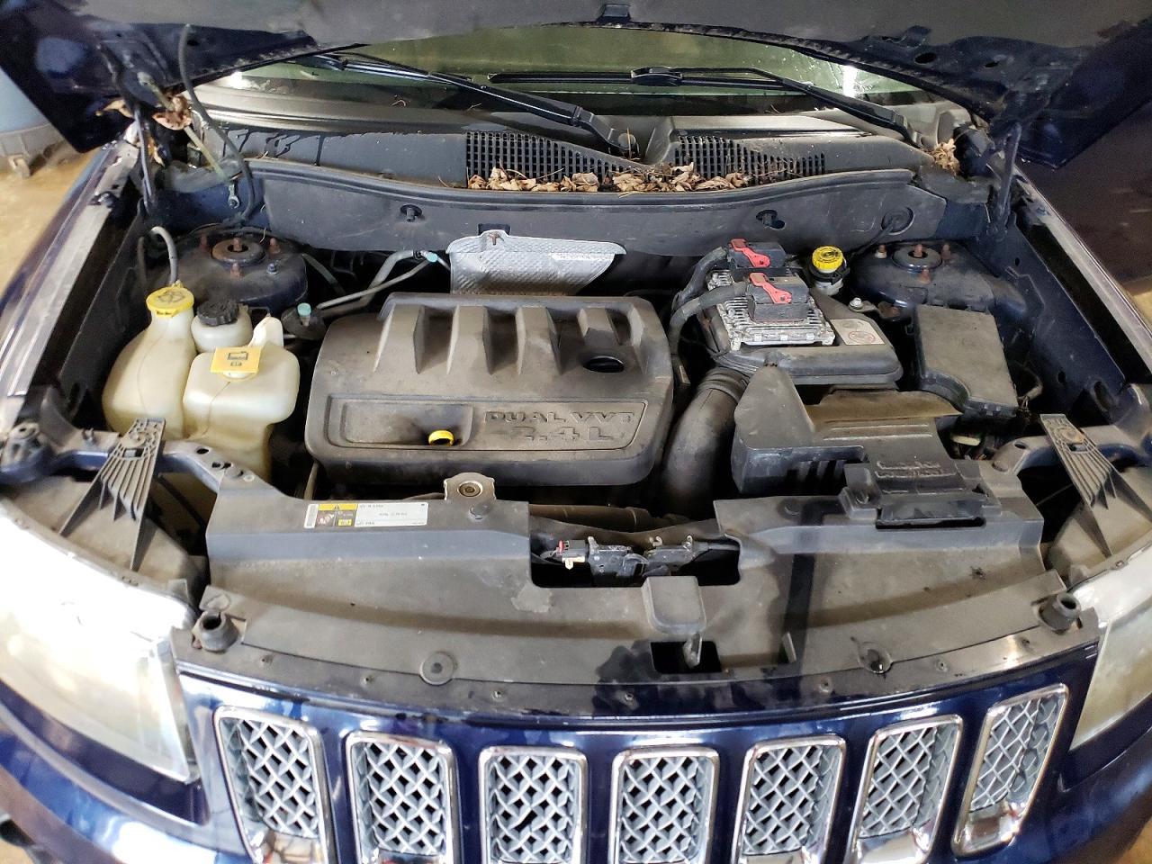 2014 Jeep Compass Latitude - zdjęcie 11