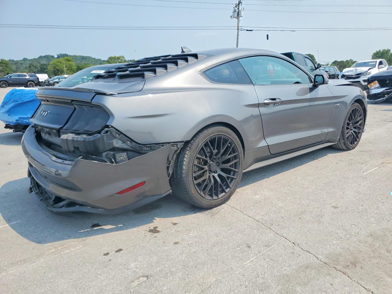 2022 Ford Mustang Gt - zdjęcie 3