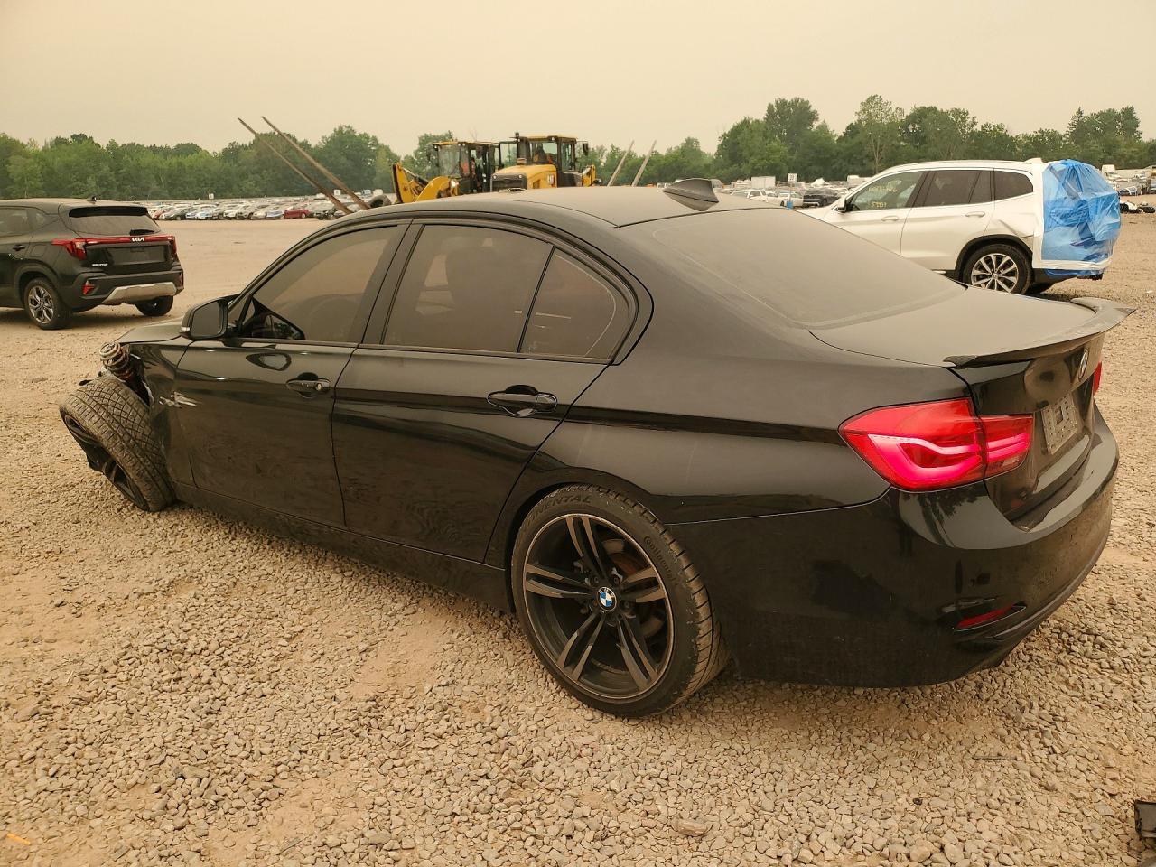 2016 BMW Seria 3 328i - zdjęcie 2