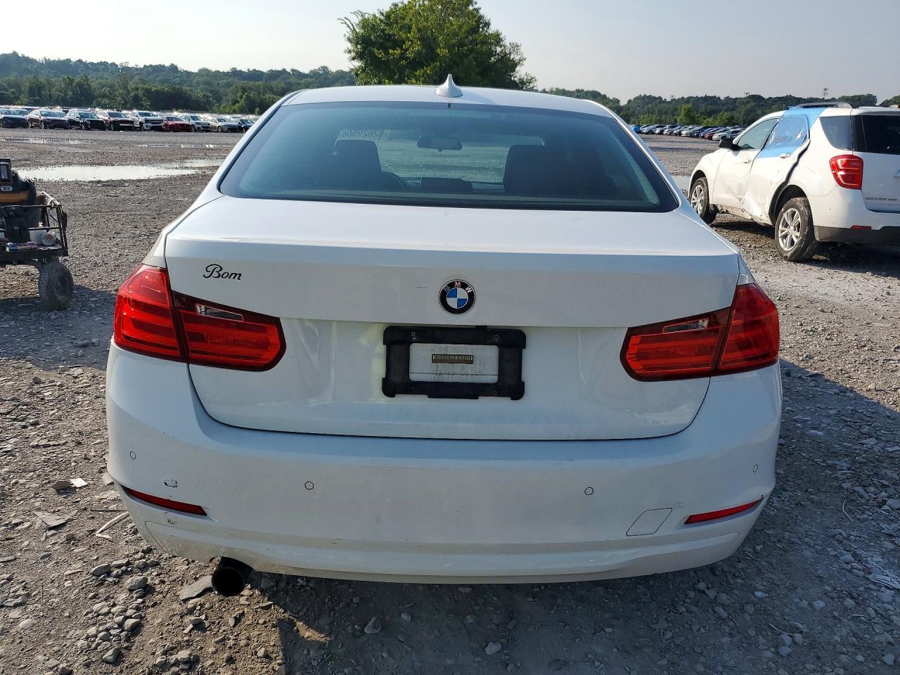 2015 BMW 320 I xDrive - zdjęcie 6