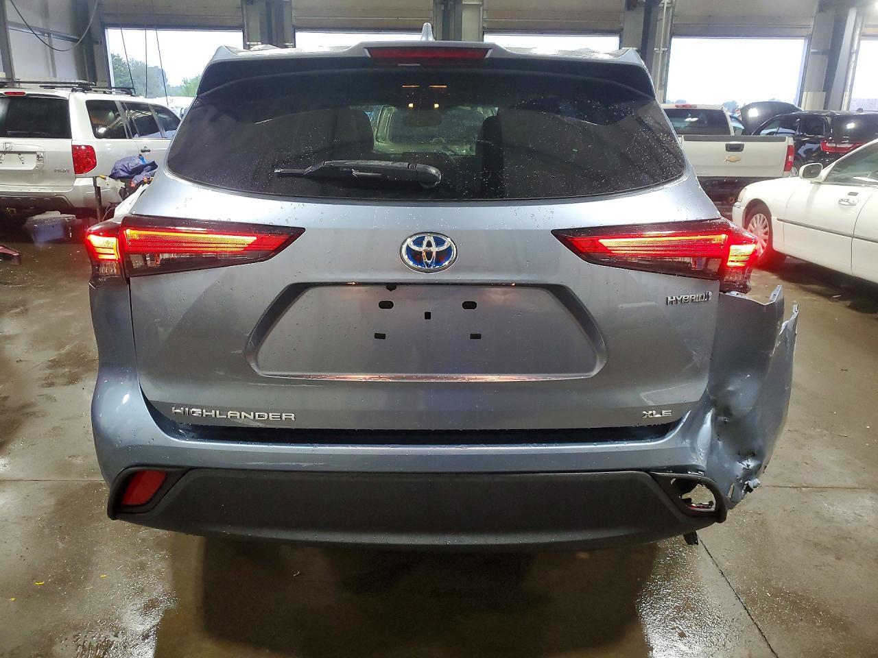 2020 Toyota Highlander Hybrid Xle - zdjęcie 6