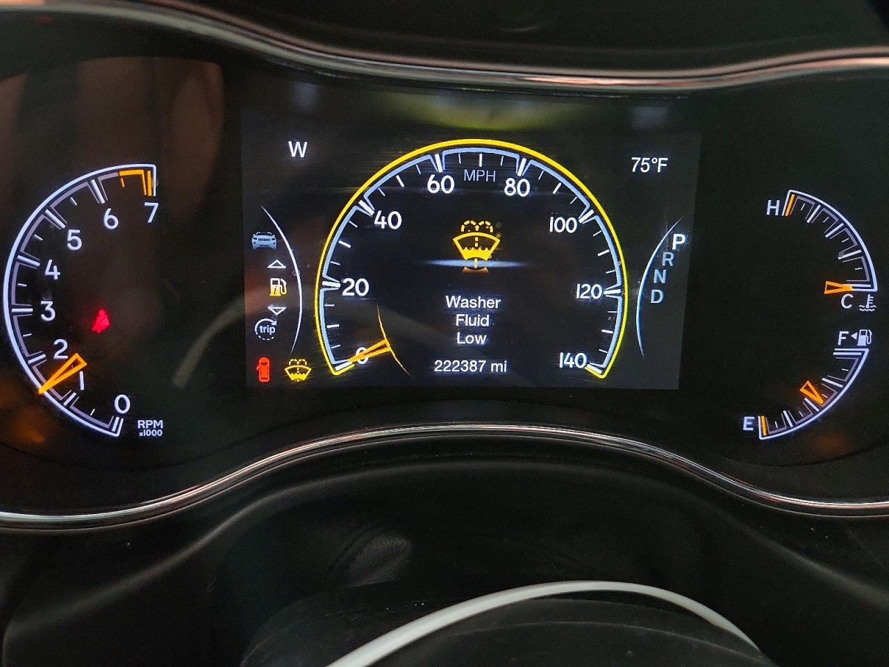 2019 Jeep Grand Cherokee Laredo - zdjęcie 9
