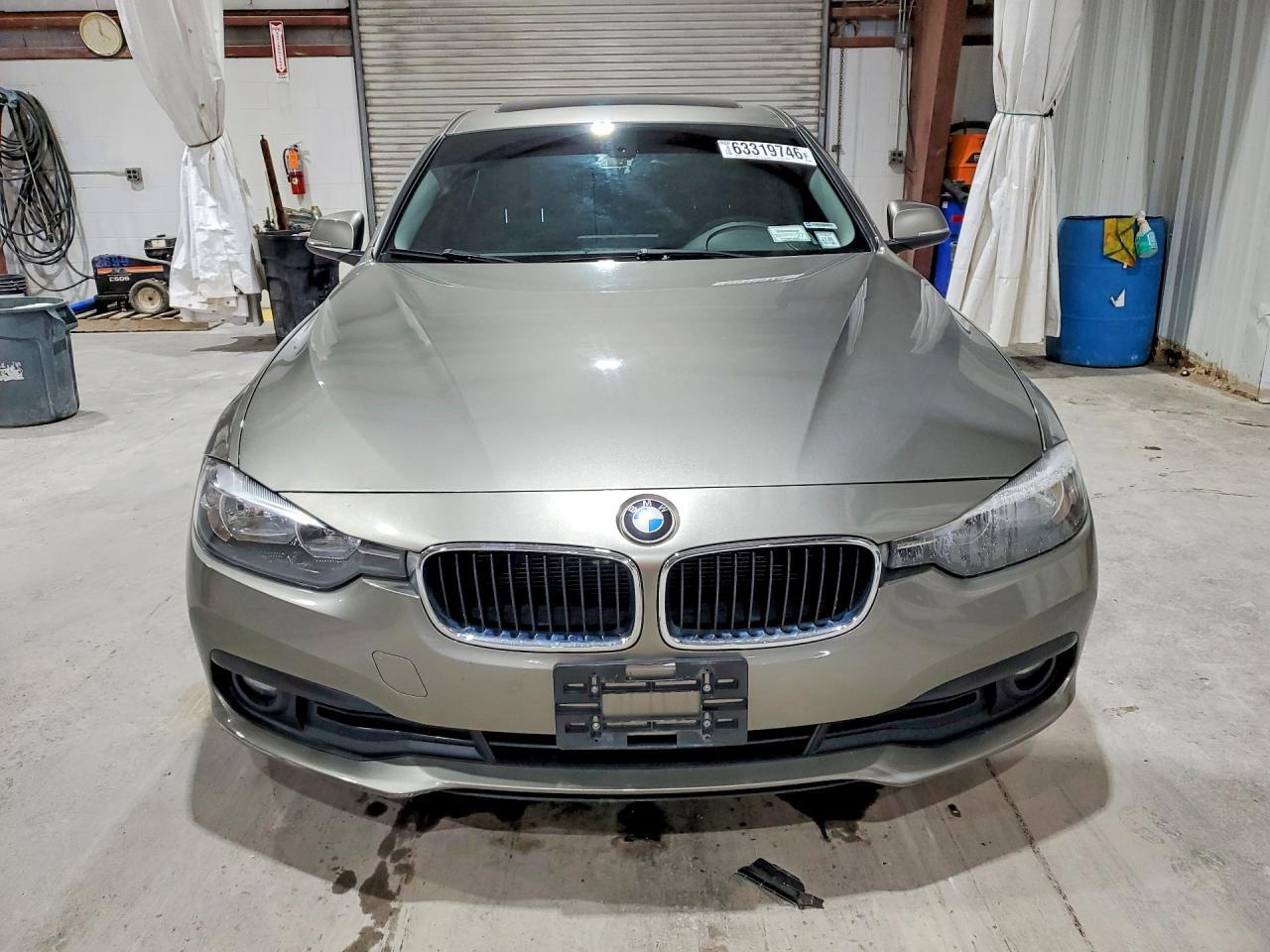 2017 BMW Seria 3 320i - zdjęcie 5
