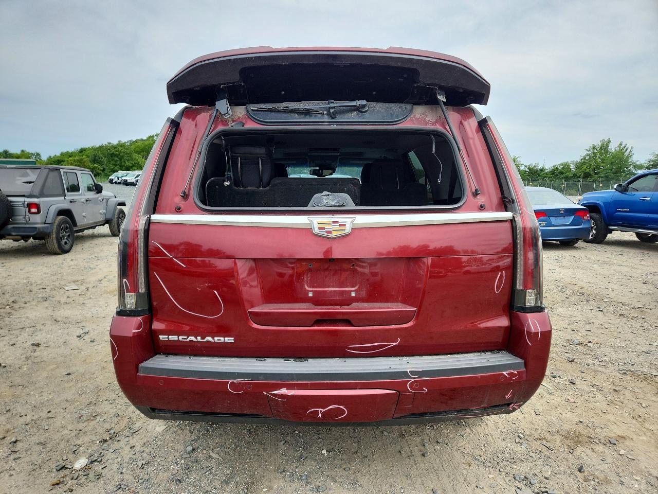 2016 Cadillac Escalade Platinum Hybrid - zdjęcie 6