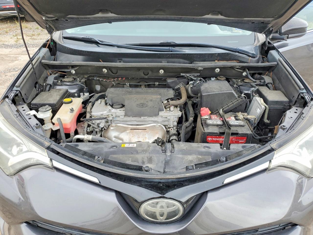 2018 Toyota Rav4 Le - zdjęcie 12