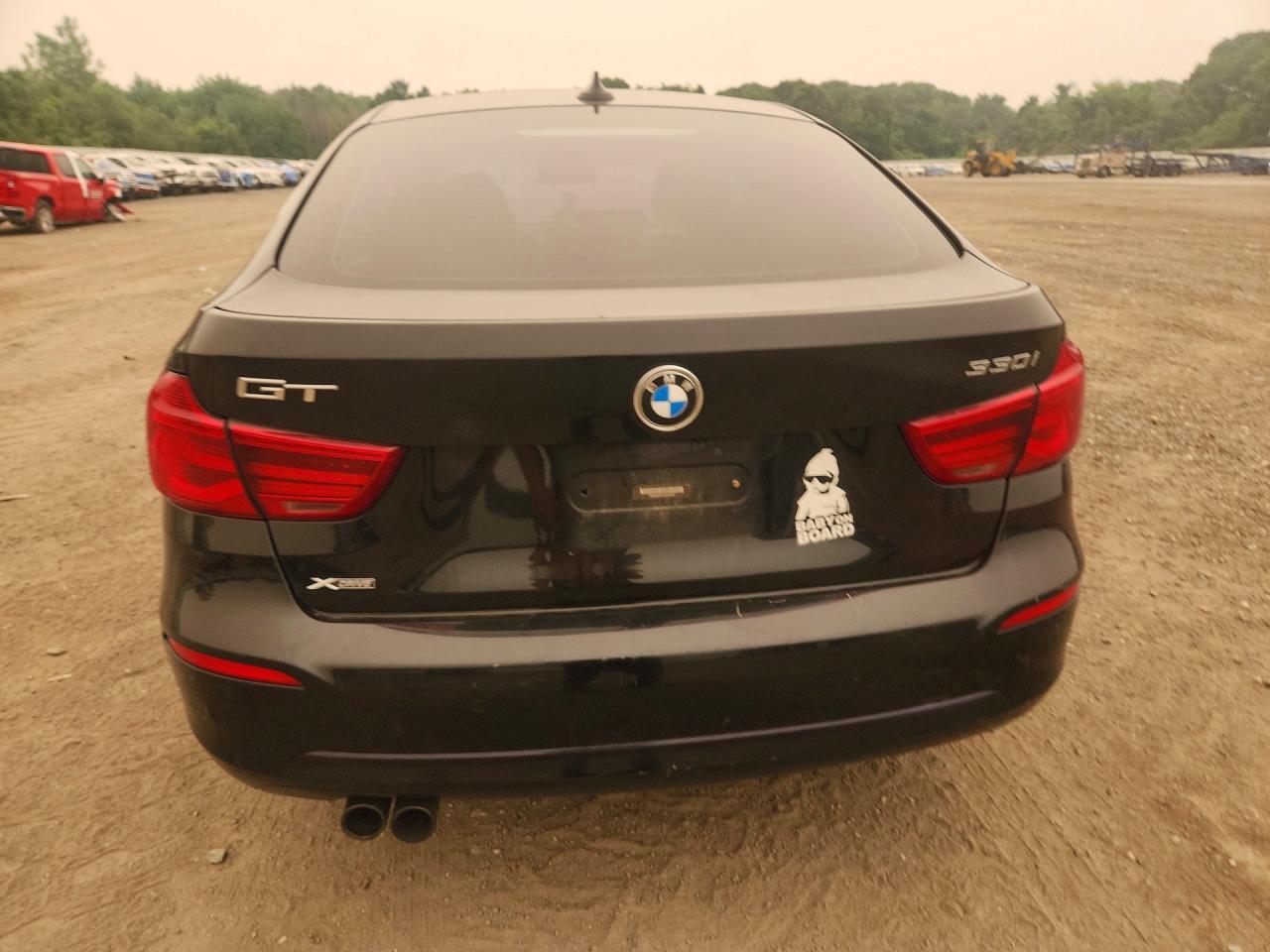2017 BMW Seria 3 330i - zdjęcie 6