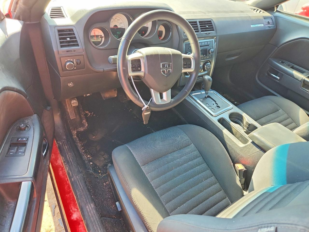 2014 Dodge Challenger Sxt - zdjęcie 8