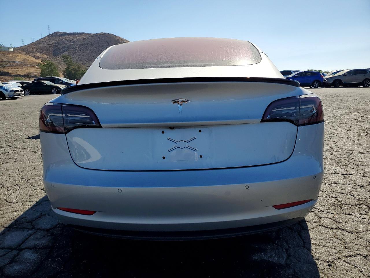 2017 Tesla Model 3 - zdjęcie 6