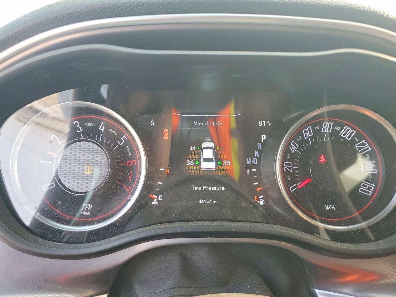 2019 Dodge Challenger R/T - zdjęcie 9
