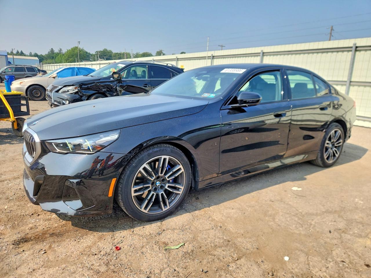2025 BMW Seria 5 530i - zdjęcie główne