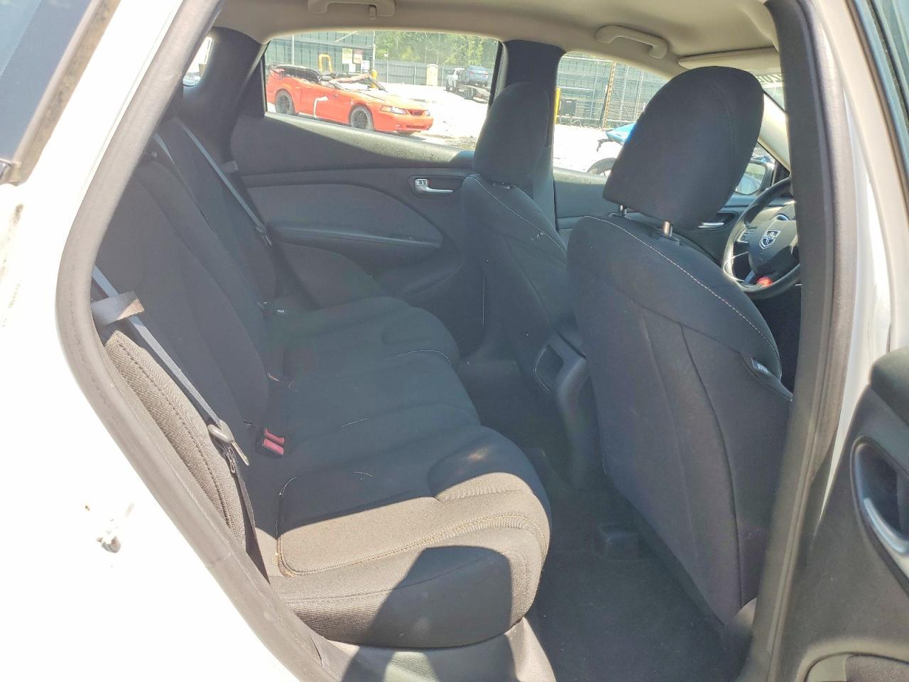 2013 Dodge Dart Sxt - zdjęcie 10