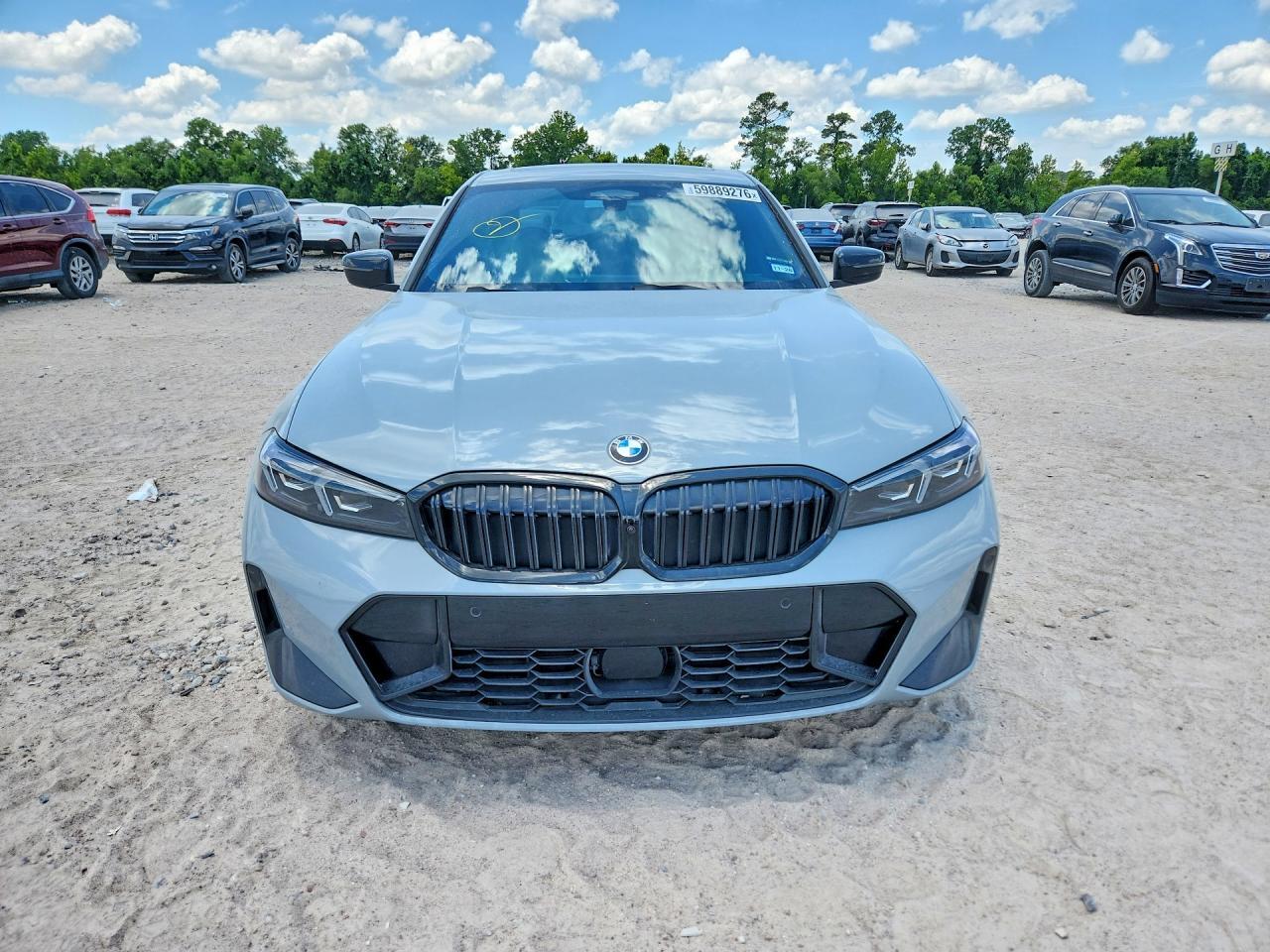 2025 BMW 330I - zdjęcie 5