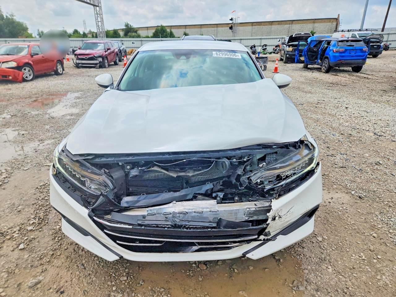 2021 Honda Accord Hybrid - zdjęcie 5