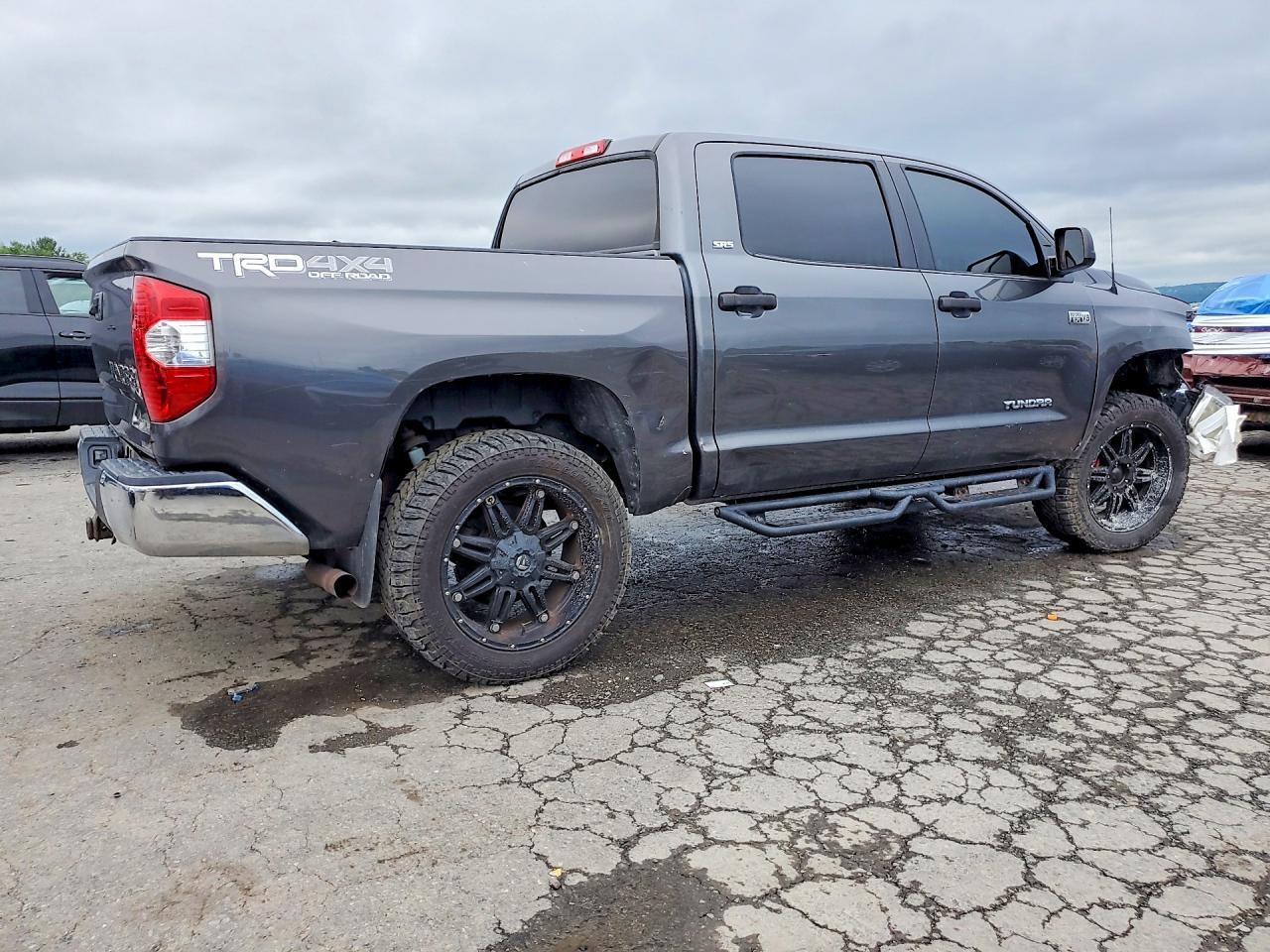 2014 Toyota Tundra Crewmax Sr5 - zdjęcie 3