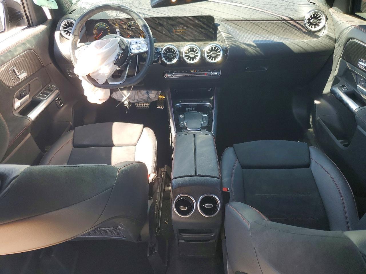 2022 Mercedes-Benz Gla 35 Amg - zdjęcie 8
