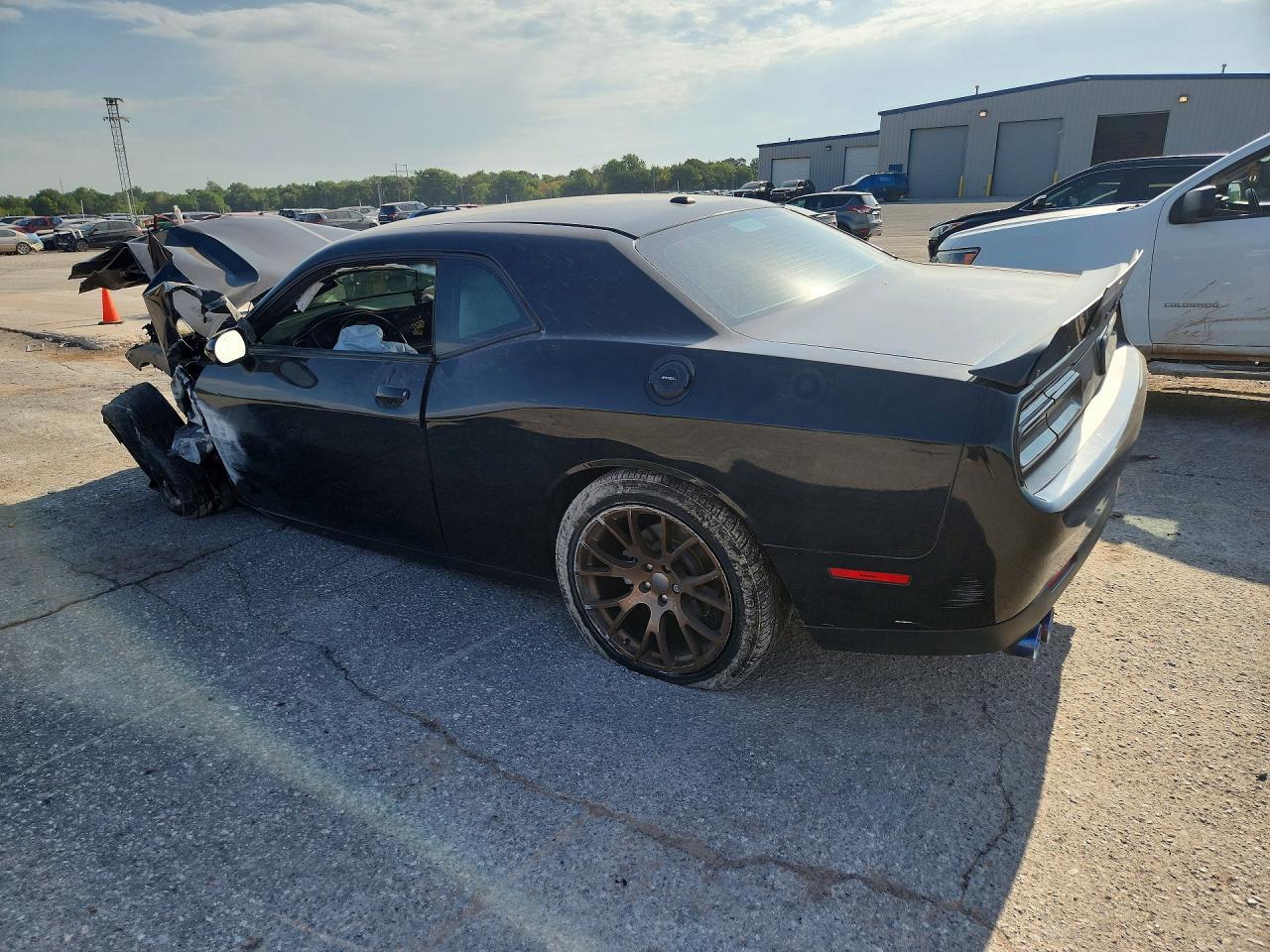 2021 Dodge Challenger R/T - zdjęcie 2
