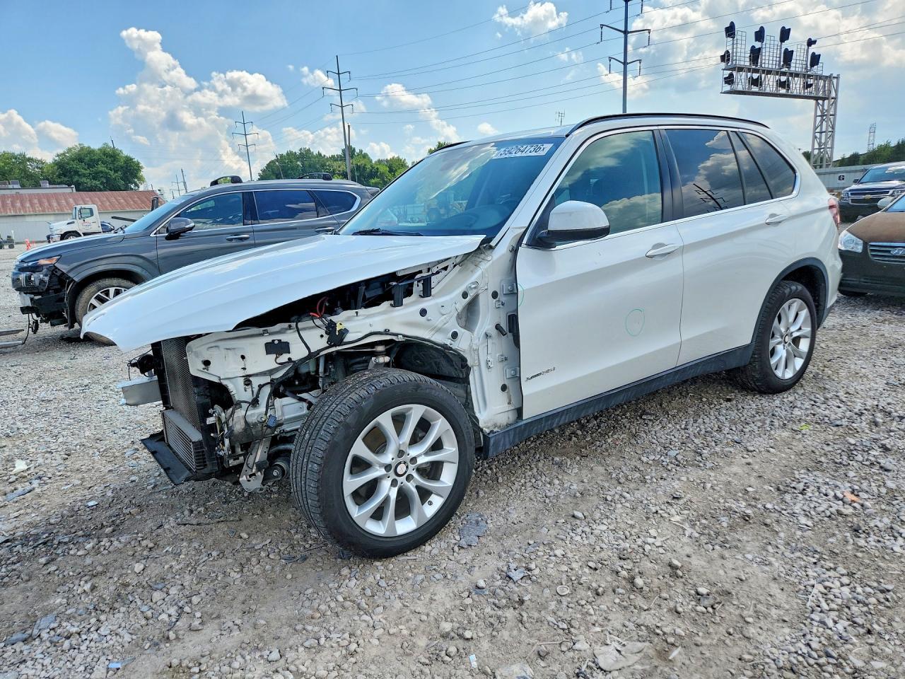 2016 BMW X5 xDrive35I - zdjęcie główne
