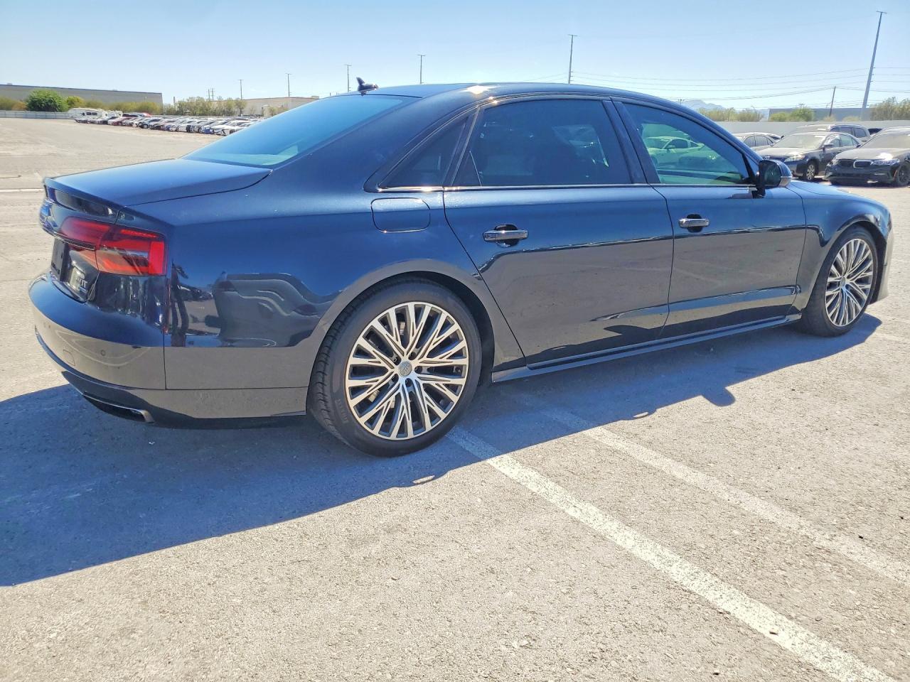 2017 Audi A8 L Quattro - zdjęcie 3