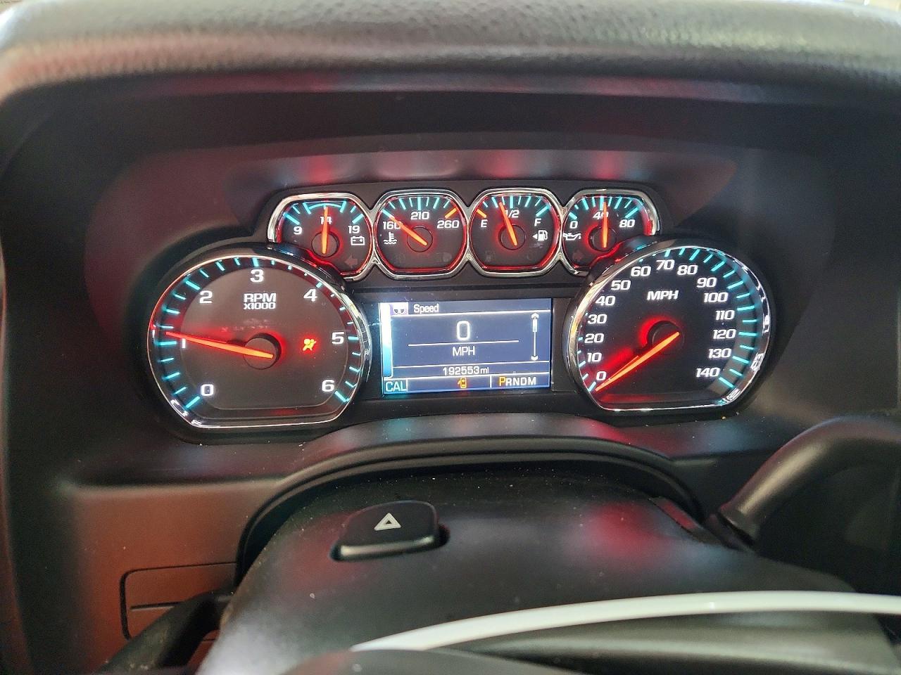 2015 Chevrolet Suburban K1500 Lt - zdjęcie 9