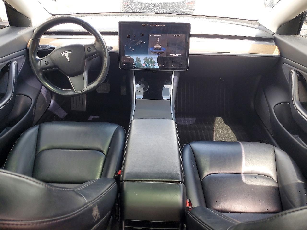 2018 Tesla Model 3 - zdjęcie 8