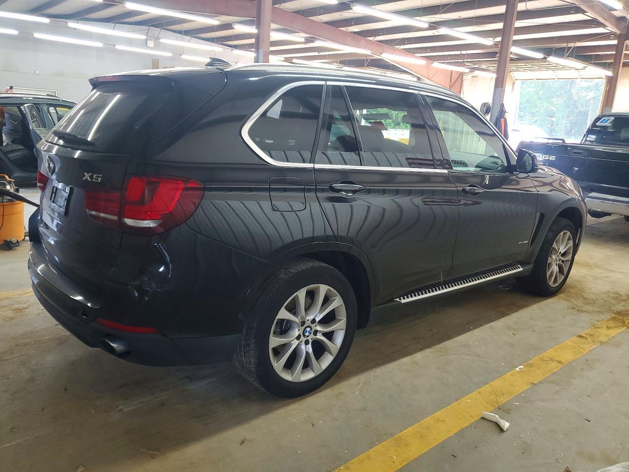 2015 BMW X5 xDrive35I - zdjęcie 3