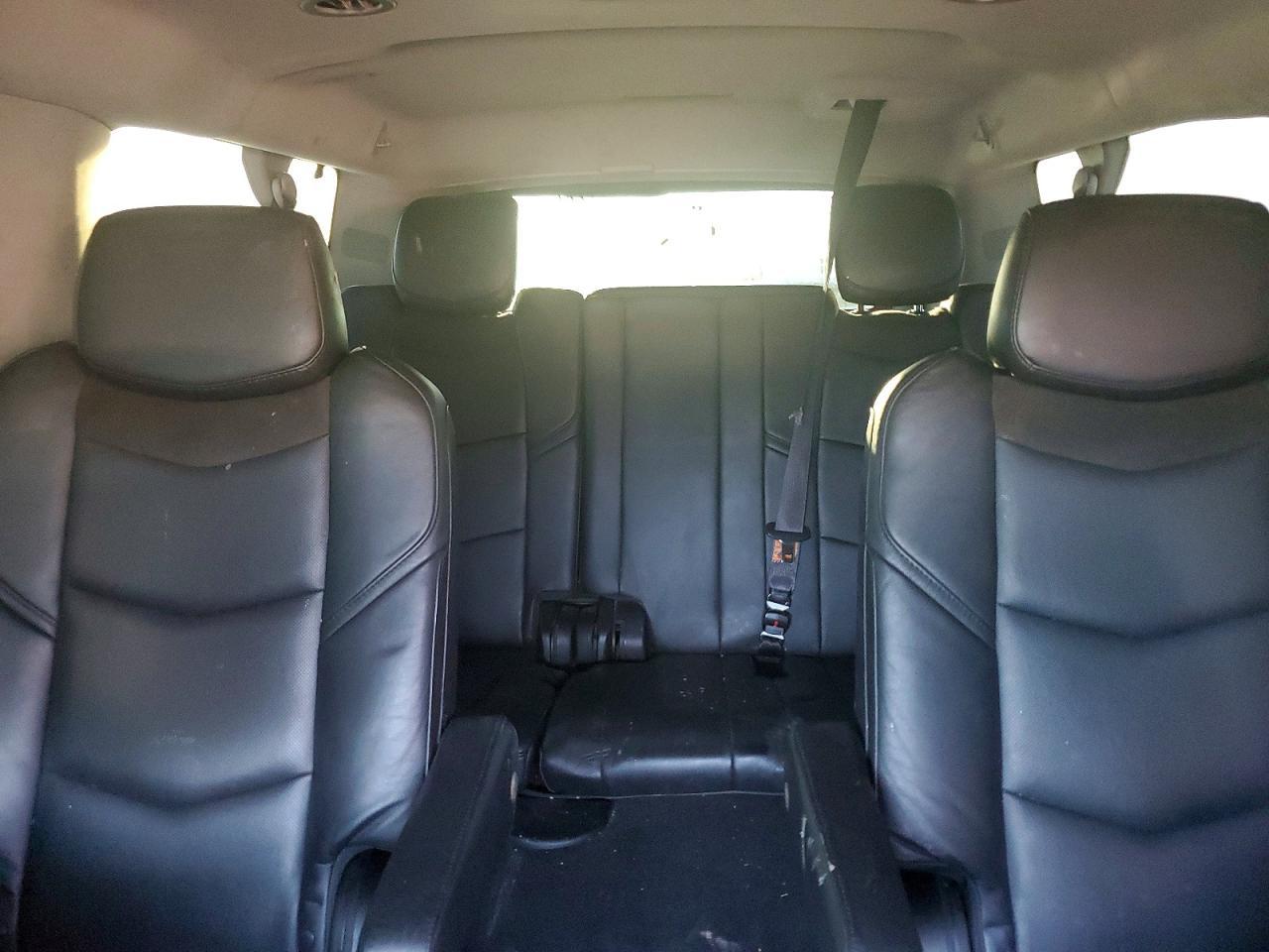 2016 Cadillac Escalade Esv Luxury - zdjęcie 10