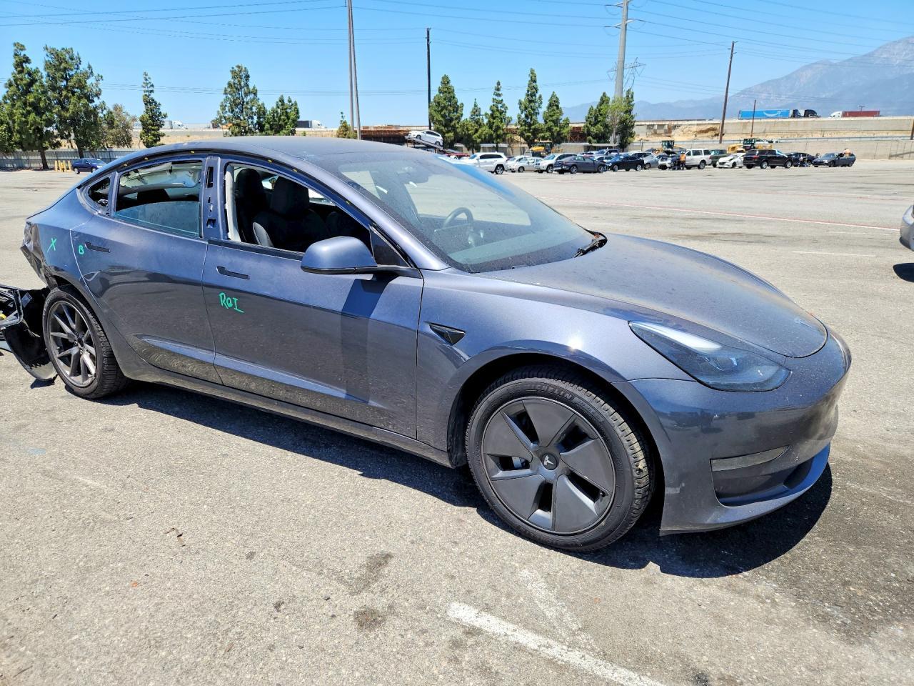 2023 Tesla Model 3 - zdjęcie 4