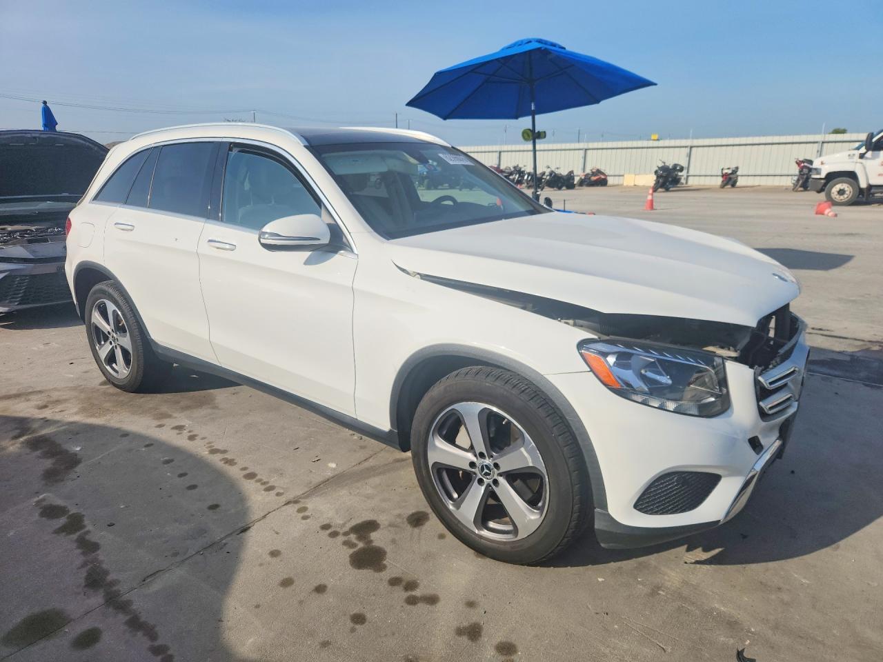 2019 Mercedes-Benz Glc 300 - zdjęcie 4