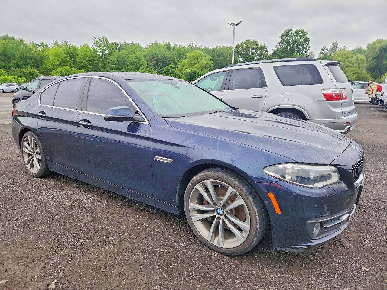 2016 BMW Seria 5 535i - zdjęcie 4