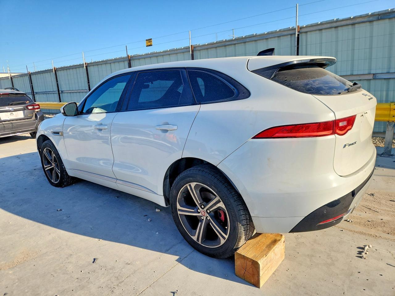2020 Jaguar F-Pace S - zdjęcie 2