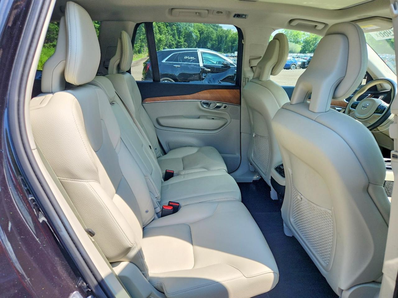 2021 Volvo Xc90 T6 Momentum - zdjęcie 10
