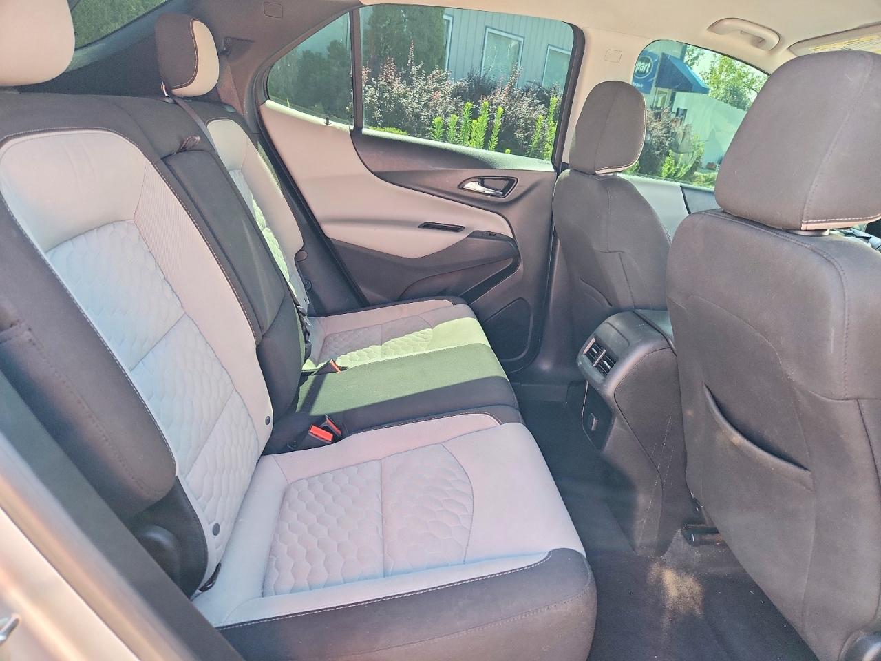 2018 Chevrolet Equinox Ls - zdjęcie 11