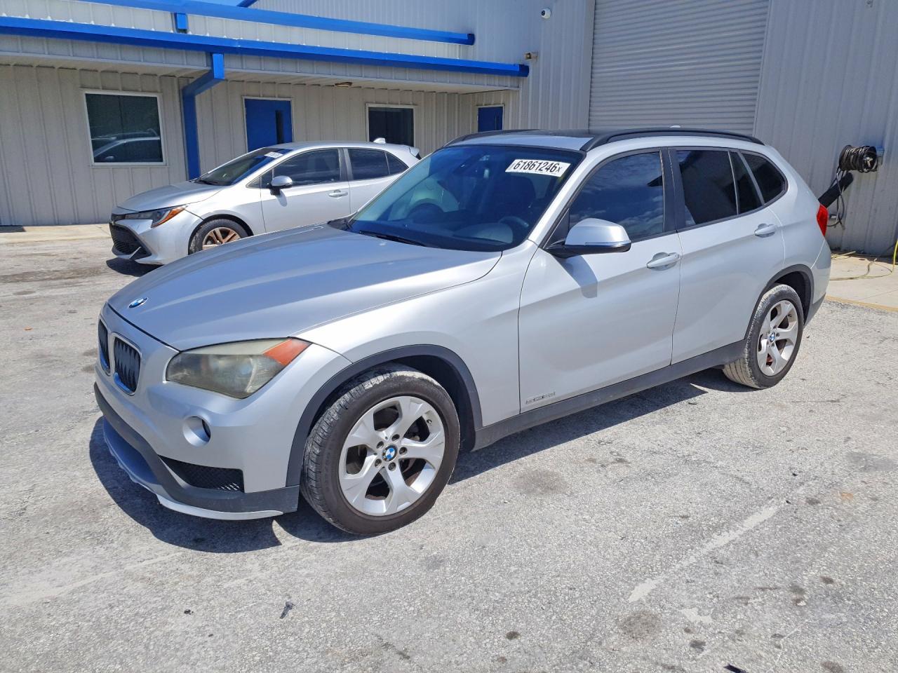 2015 BMW X1 Sdrive28I - zdjęcie główne