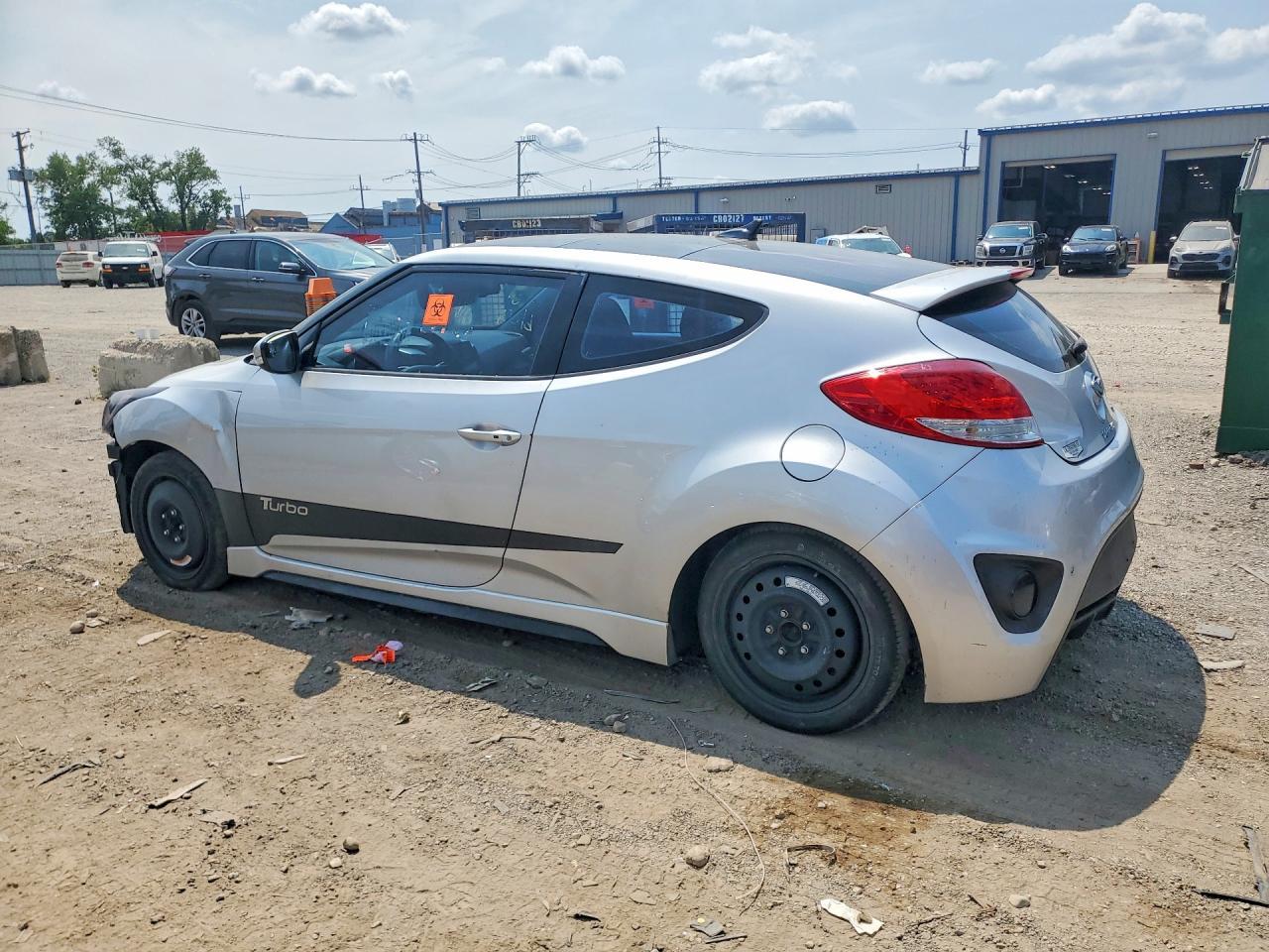 2013 Hyundai Veloster Turbo - zdjęcie 2