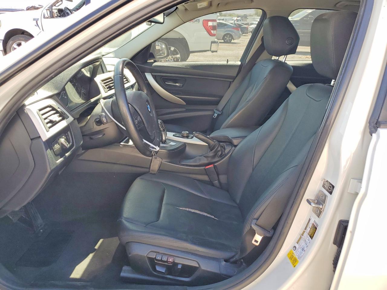 2013 BMW 328 I - zdjęcie 7