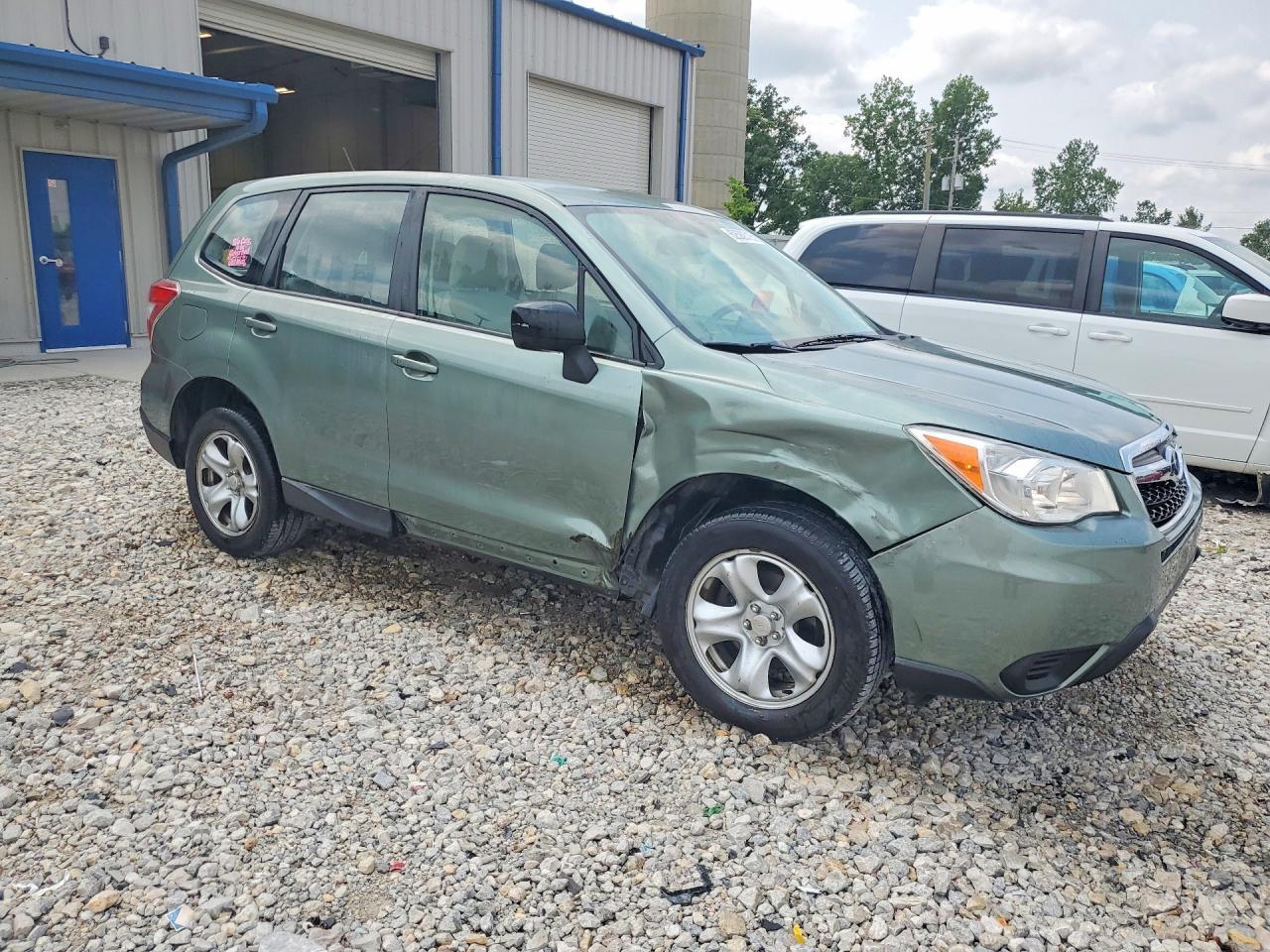 2014 Subaru Forester 2.5I - zdjęcie 4
