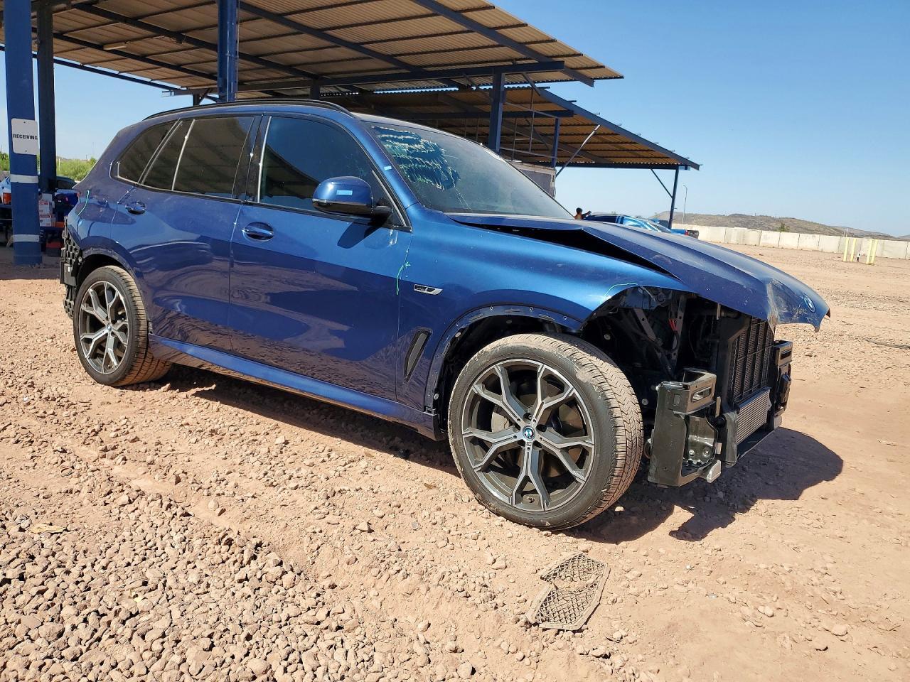 2023 BMW X5 xDrive45E - zdjęcie 4