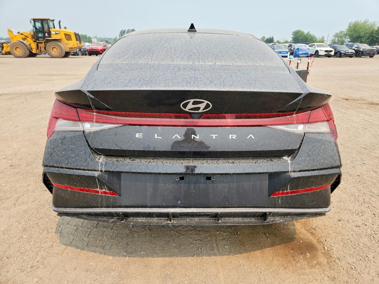 2024 Hyundai Elantra Luxury - zdjęcie 6