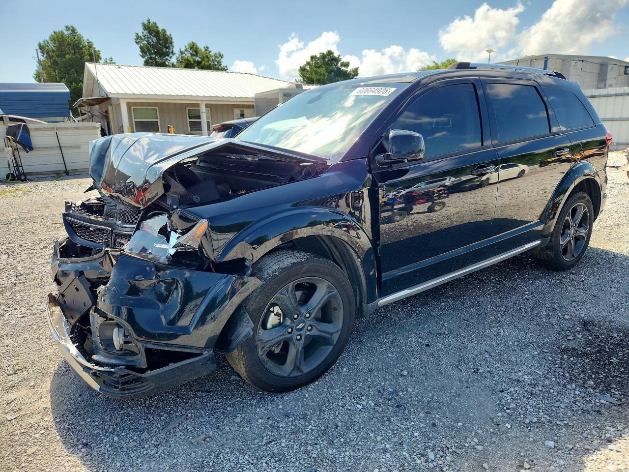 2019 Dodge Journey Crossroad - zdjęcie główne